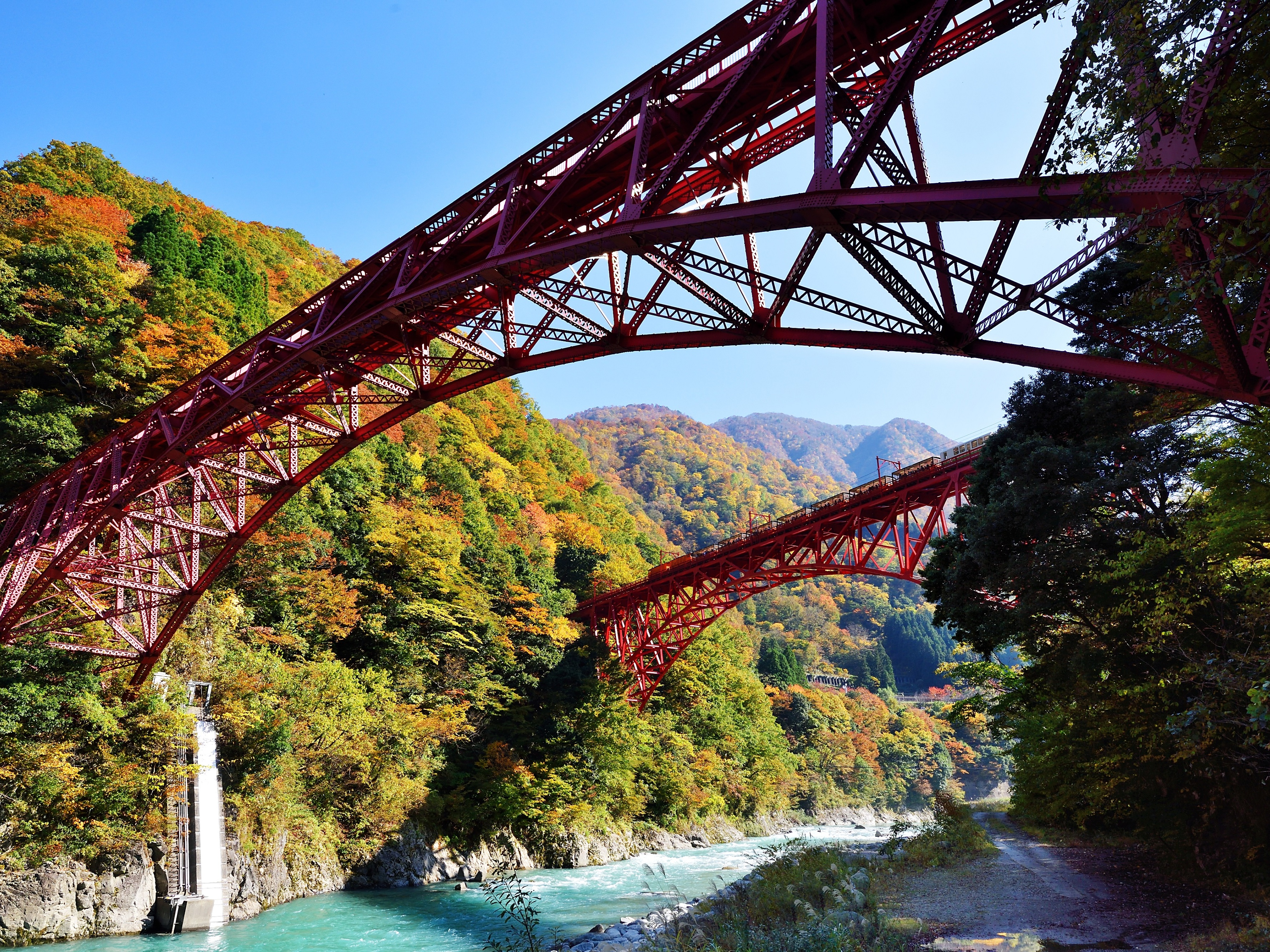 黒部峡谷鉄道　観光案内所スタッフ募集　