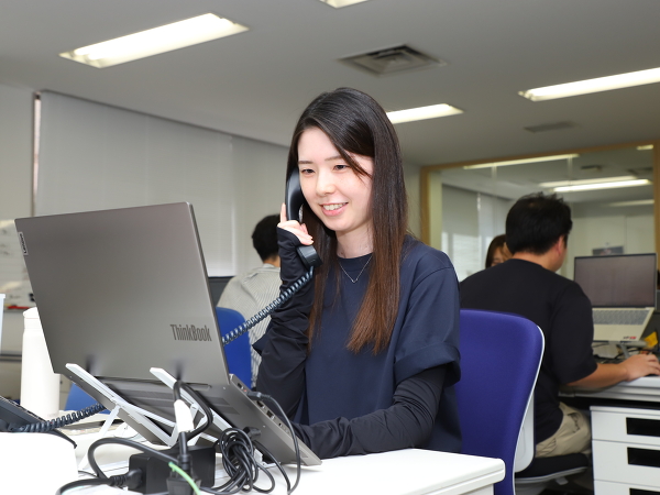 来日外国人のホームステイコーディネーターおよびファミリ・・・